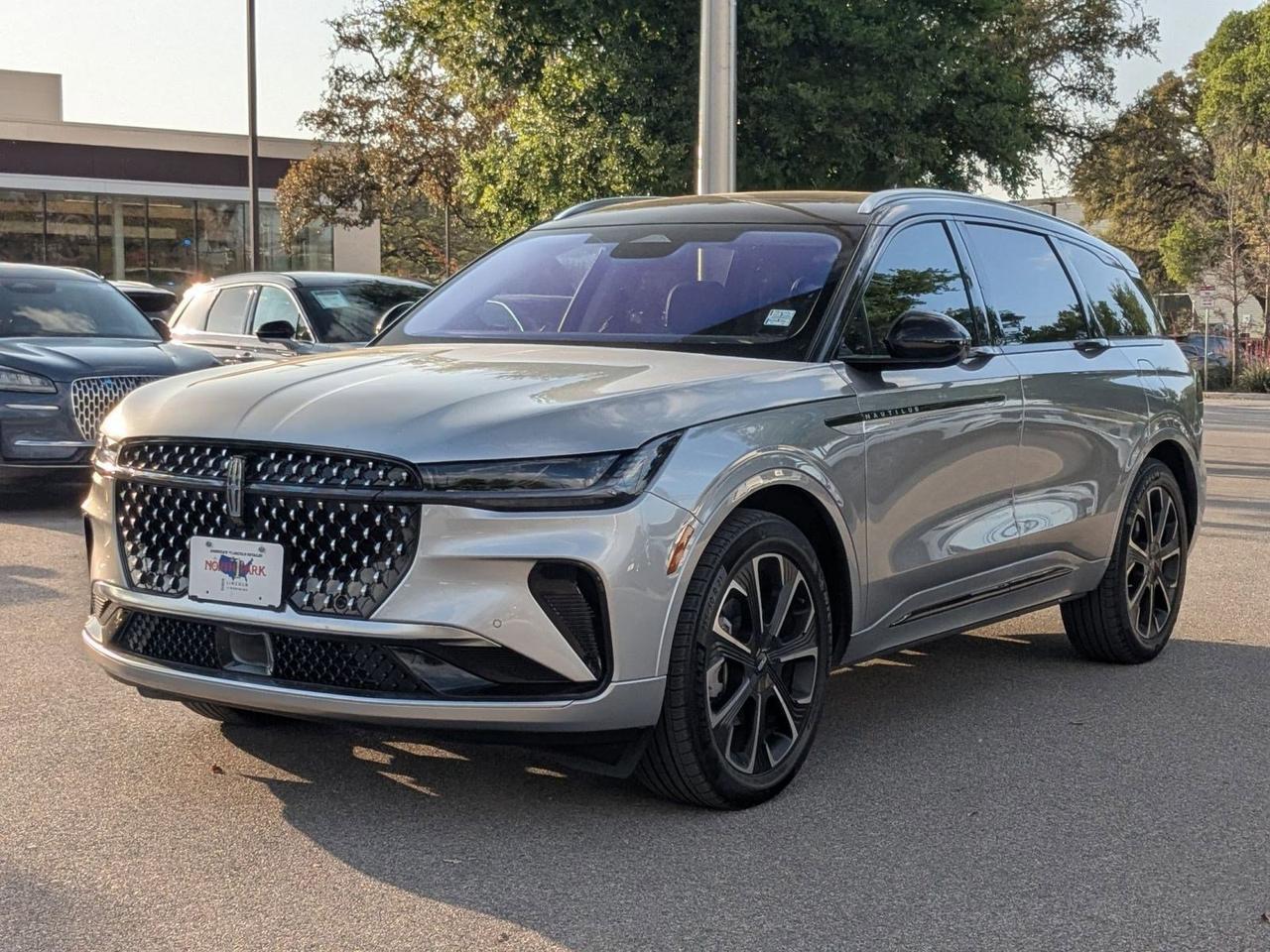 2025 Lincoln Nautilus Reserve