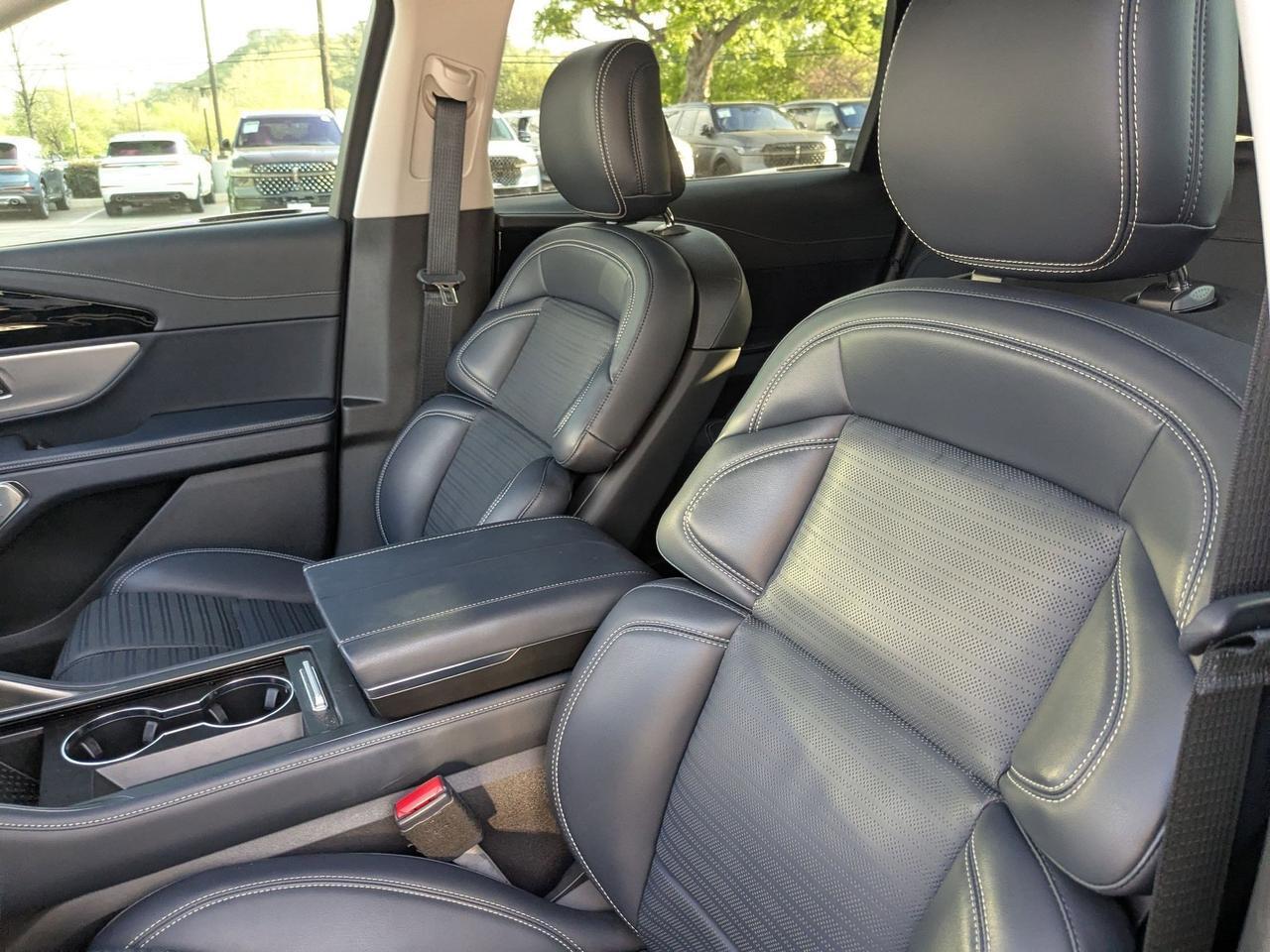 2025 Lincoln Nautilus Reserve