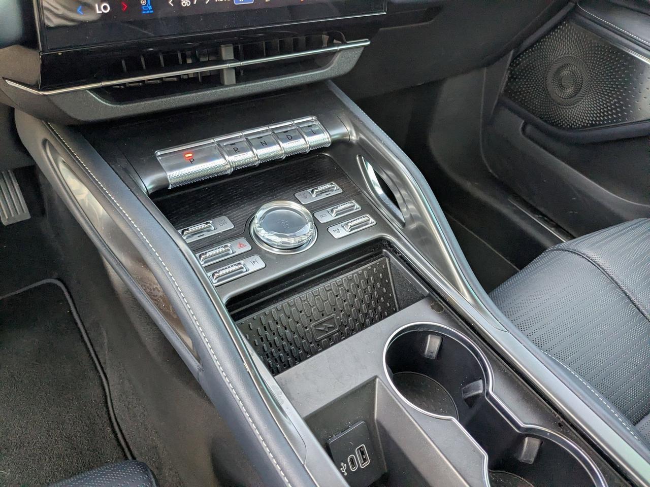 2025 Lincoln Nautilus Reserve