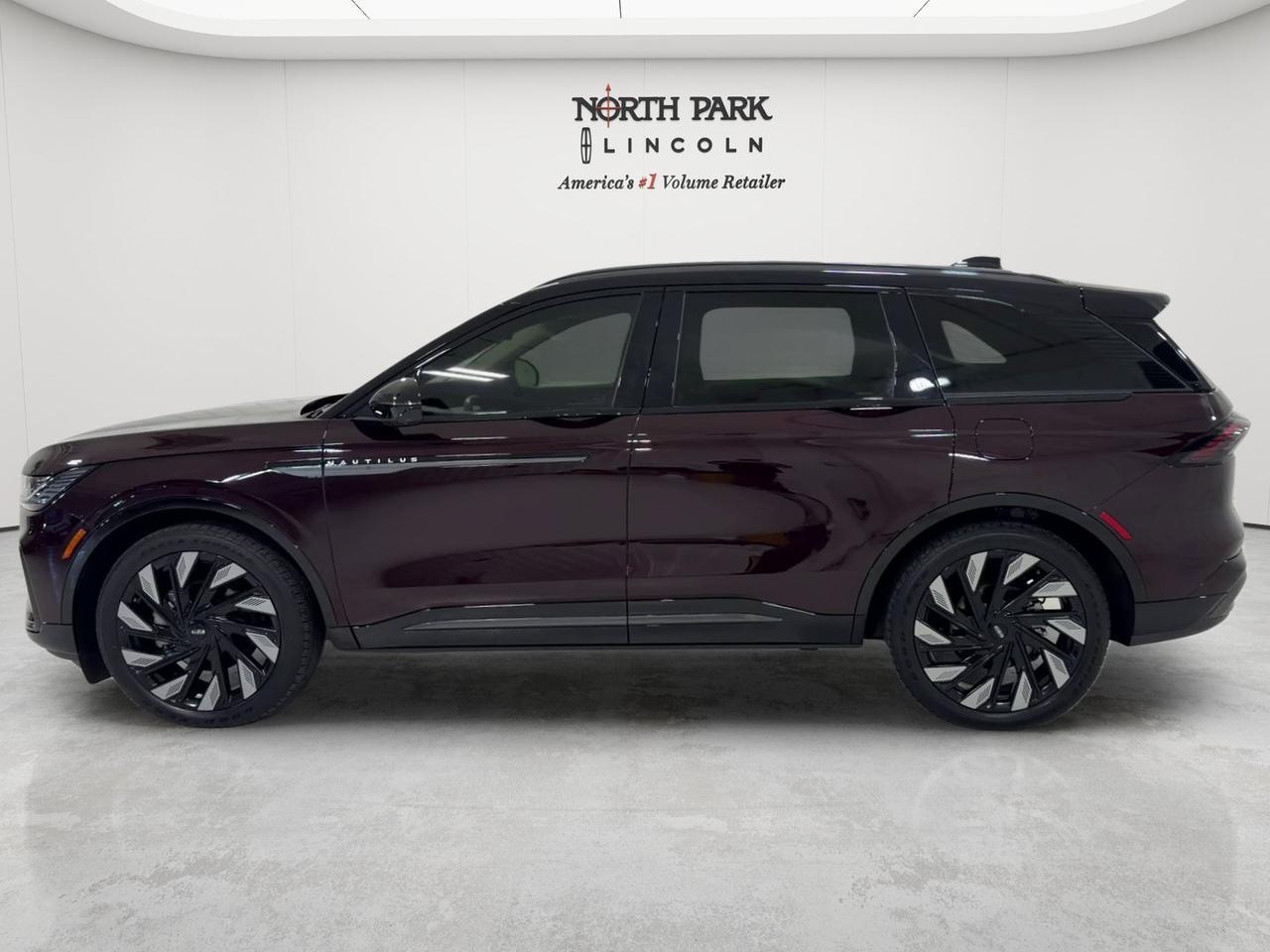 2025 Lincoln Nautilus Reserve