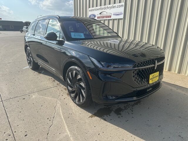2025 Lincoln Nautilus Reserve Watertown SD