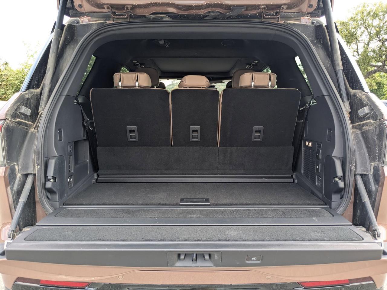 2025 Lincoln Navigator Black Label