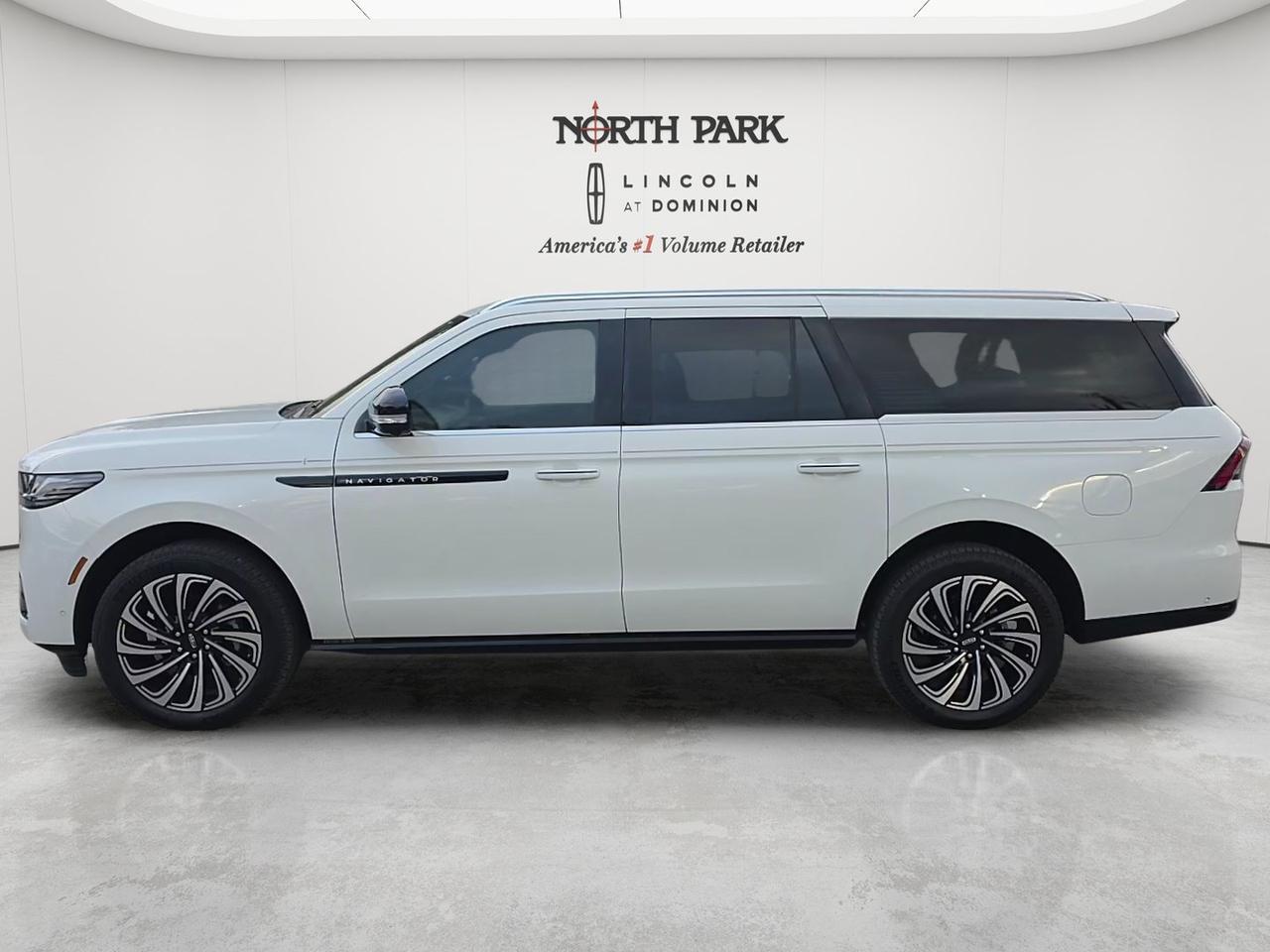 2025 Lincoln Navigator L Black Label