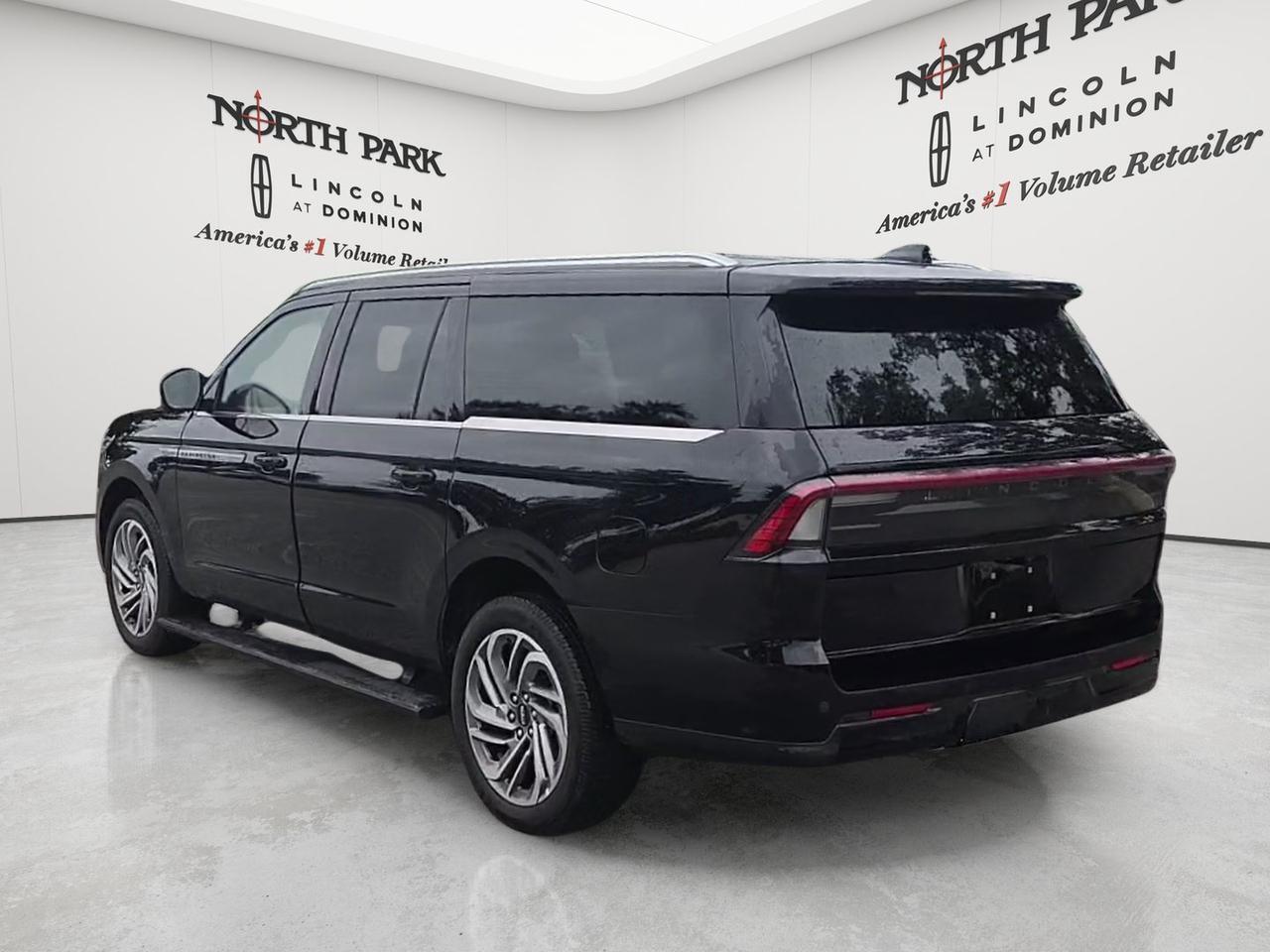 2025 Lincoln Navigator L Reserve