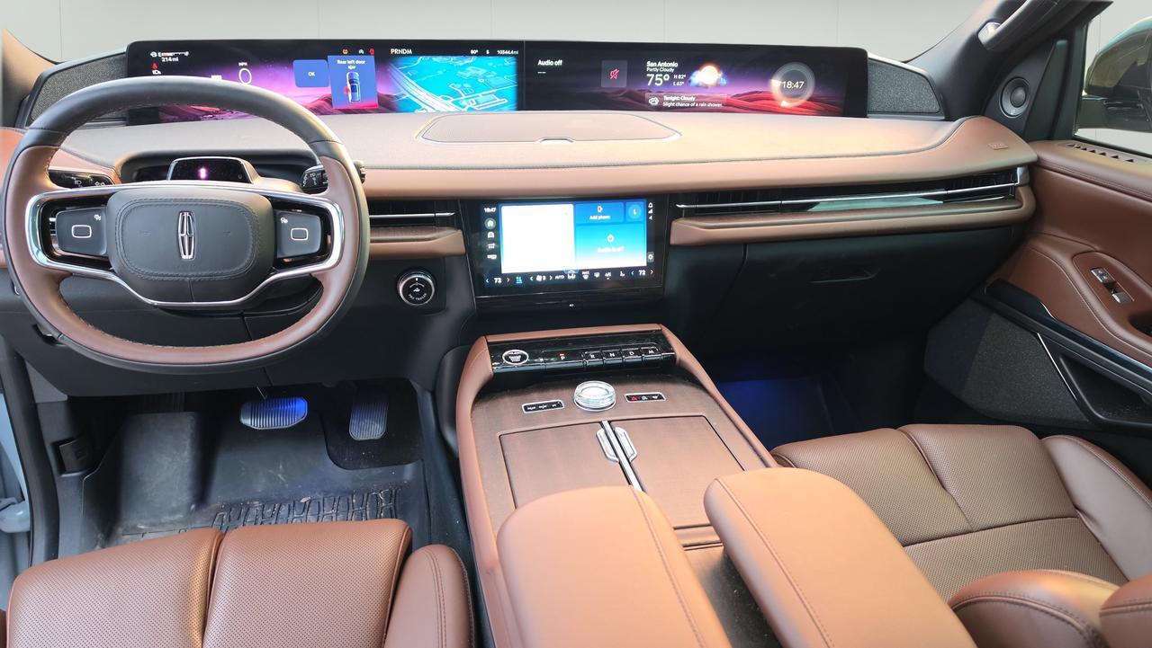 2025 Lincoln Navigator L Reserve