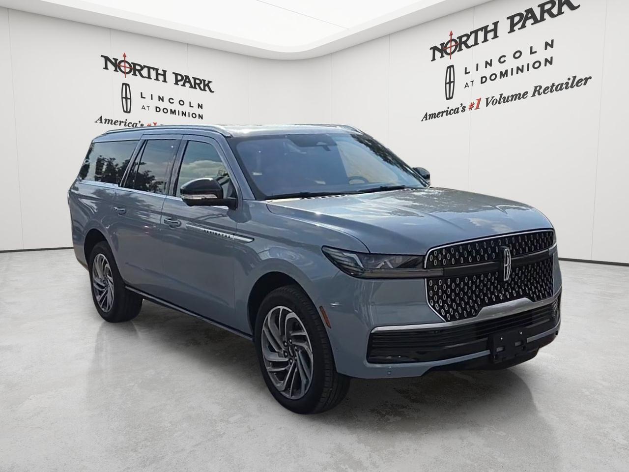 2025 Lincoln Navigator L Reserve
