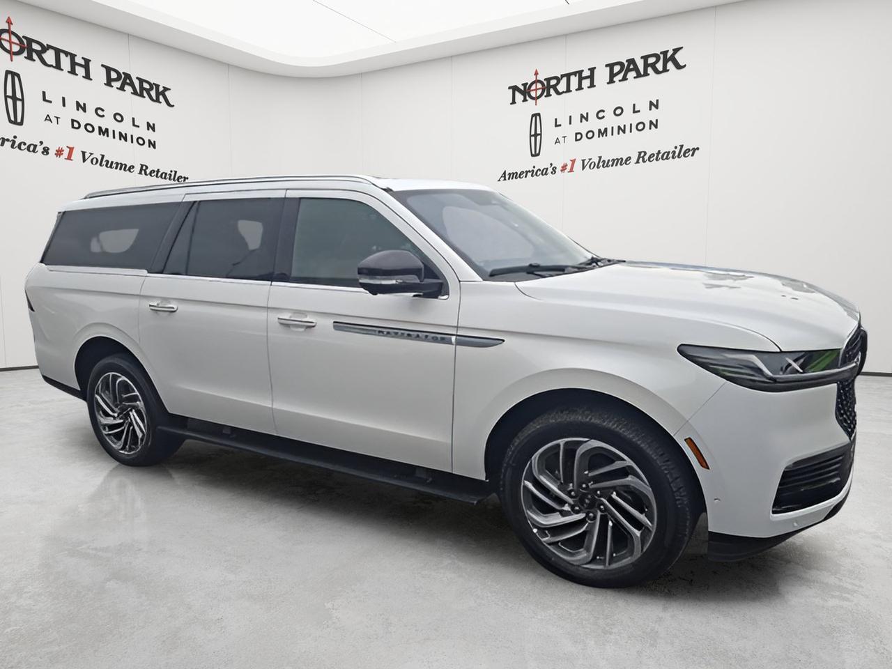 2025 Lincoln Navigator L Reserve