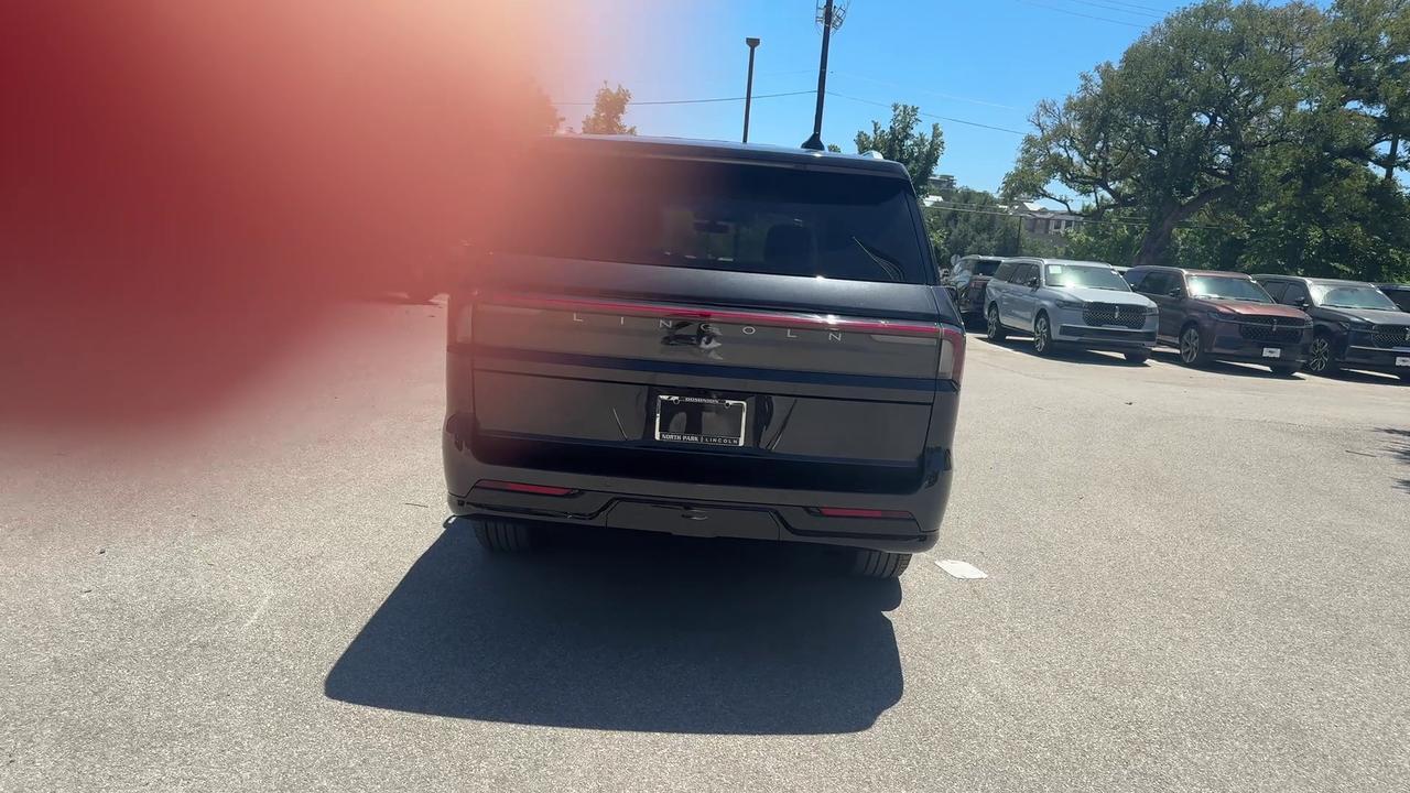 2025 Lincoln Navigator L Reserve