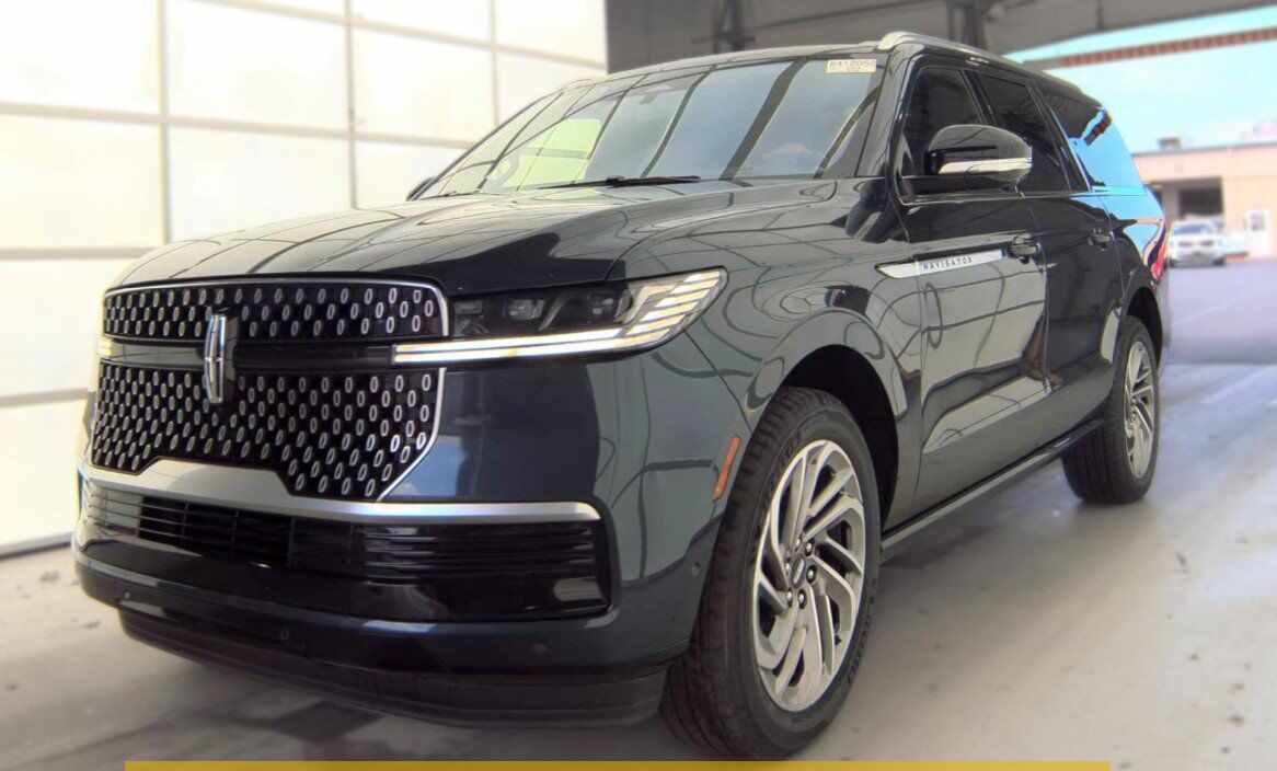 2025 Lincoln Navigator L