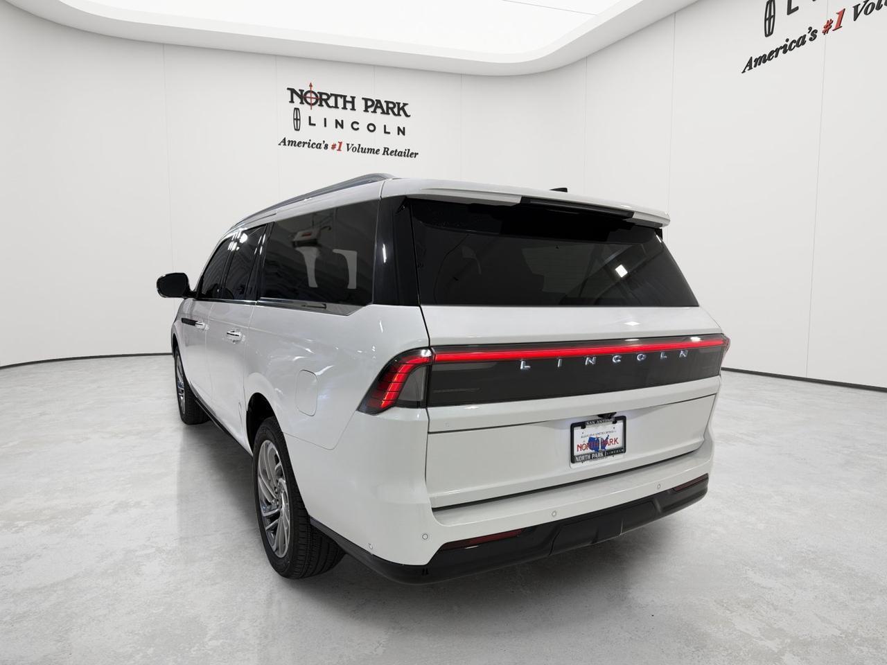 2025 Lincoln Navigator L Reserve