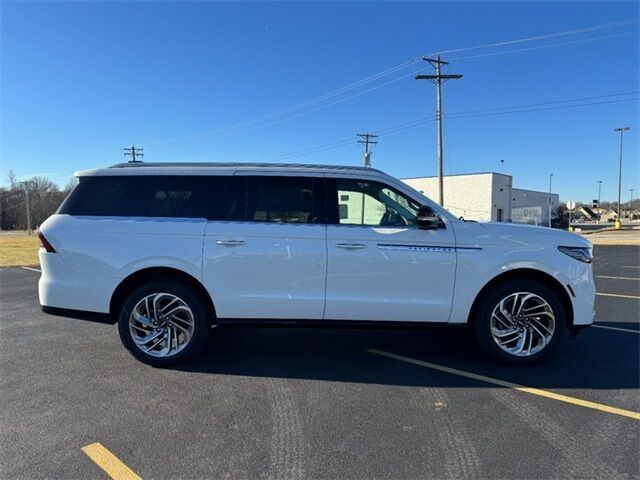 2025 Lincoln Navigator L Reserve