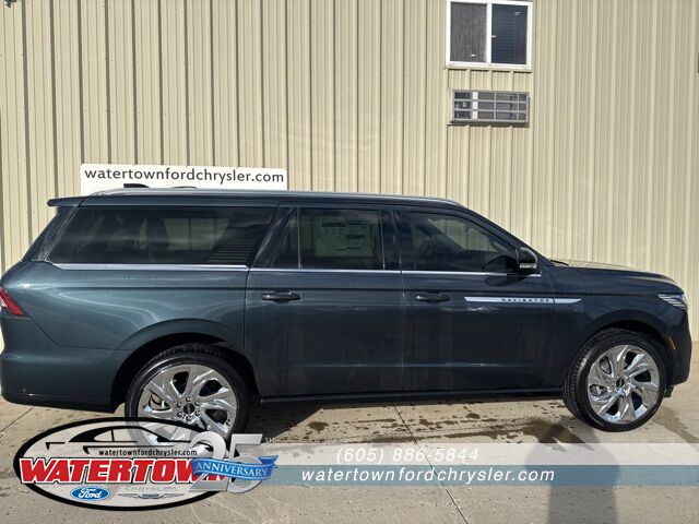 2025 Lincoln Navigator L