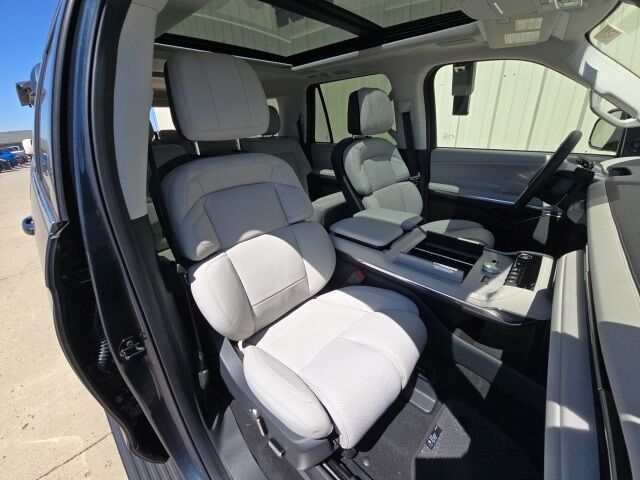 2025 Lincoln Navigator L Reserve Watertown SD