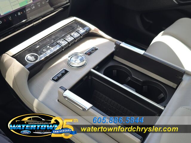 2025 Lincoln Navigator L Reserve Watertown SD