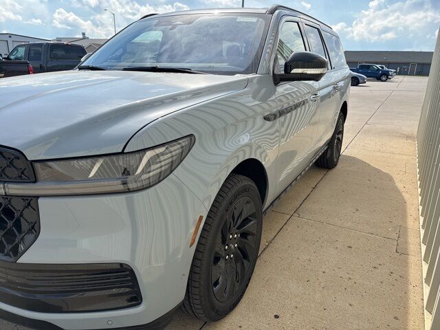 2025 Lincoln Navigator L Reserve Watertown SD