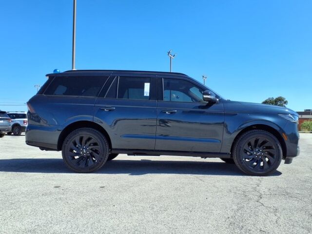 2025 Lincoln Navigator Reserve  TX