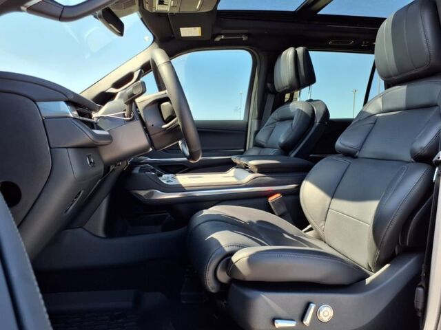 2025 Lincoln Navigator Reserve  TX
