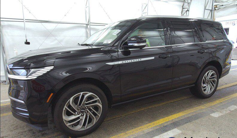 2025 Lincoln Navigator Reserve