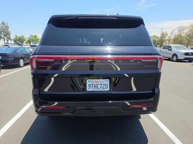 2025 Lincoln Navigator Reserve