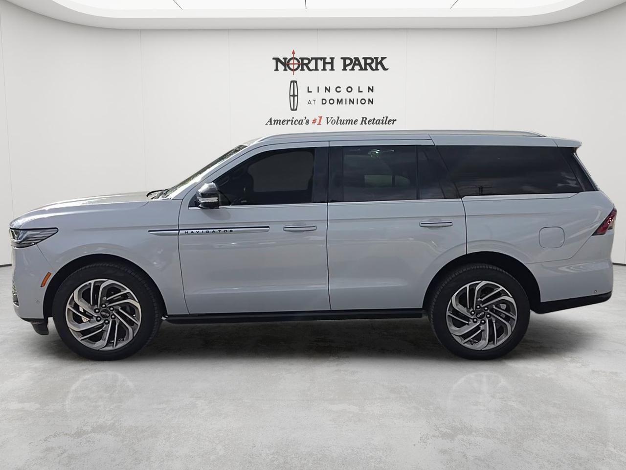 2025 Lincoln Navigator Reserve