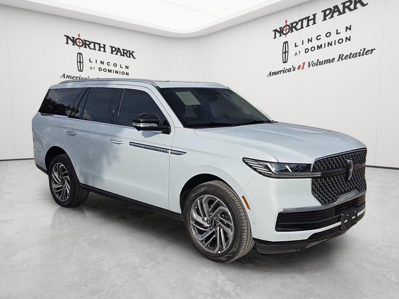 2025 Lincoln Navigator Reserve