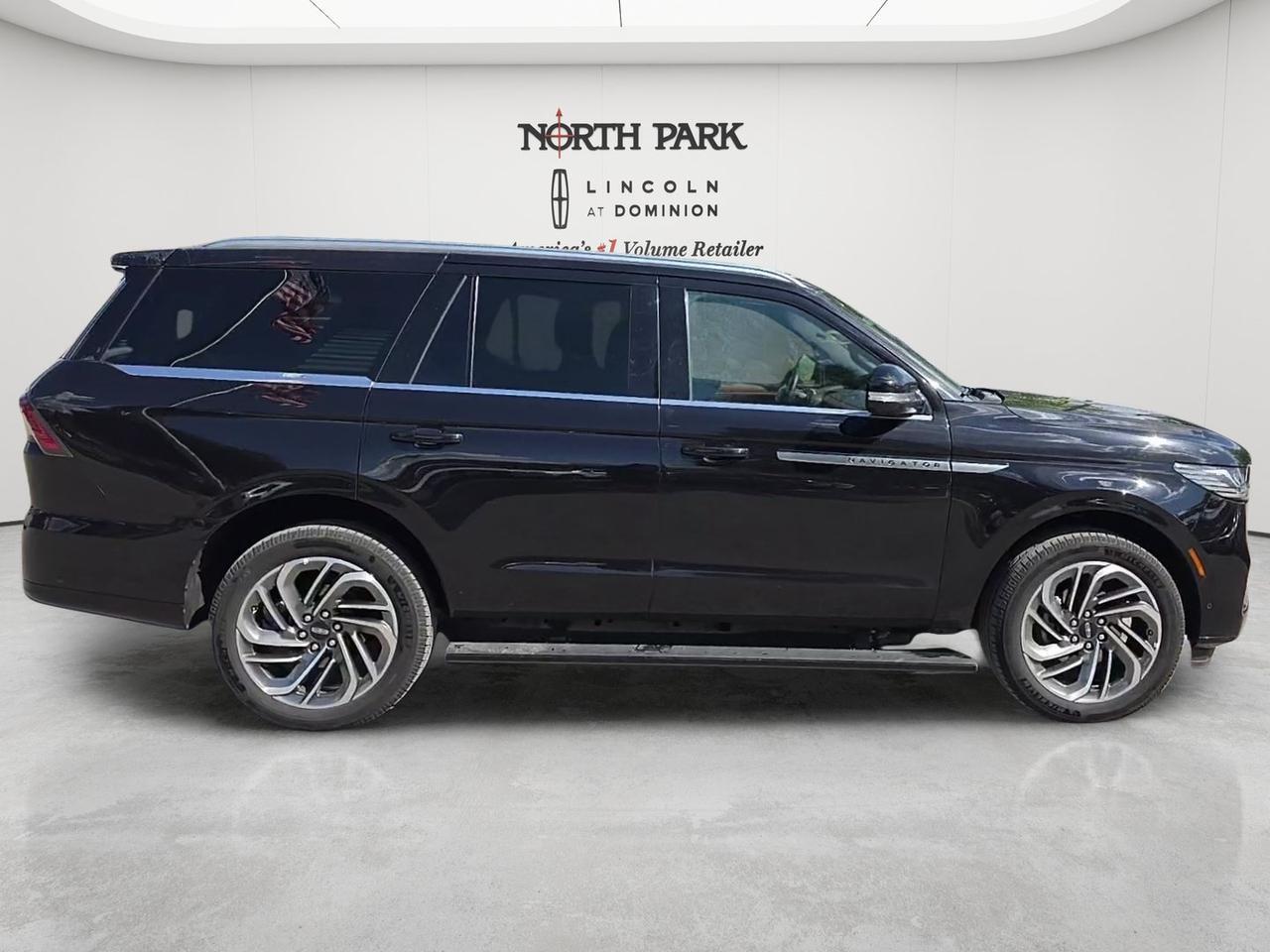2025 Lincoln Navigator Reserve