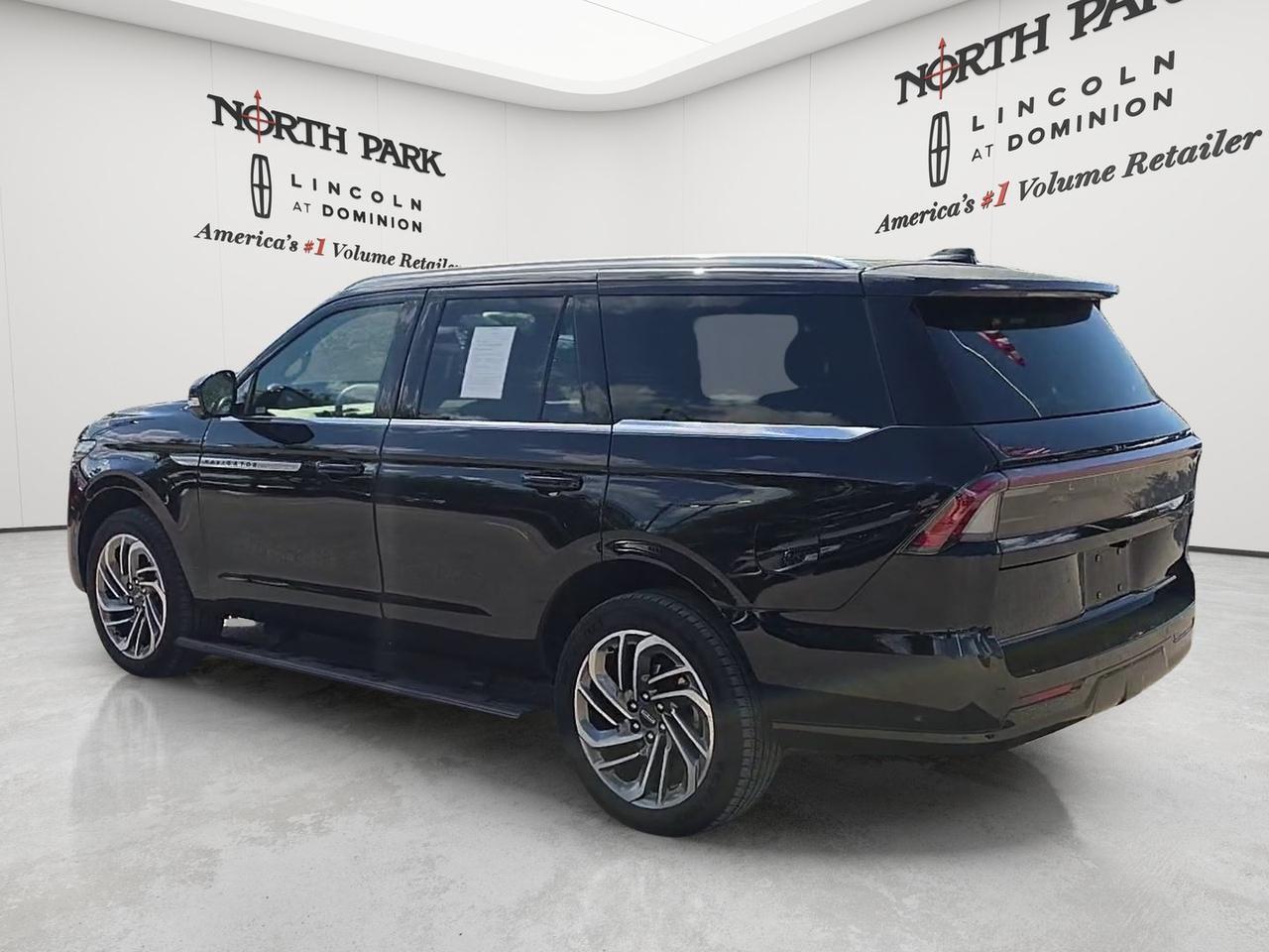 2025 Lincoln Navigator Reserve