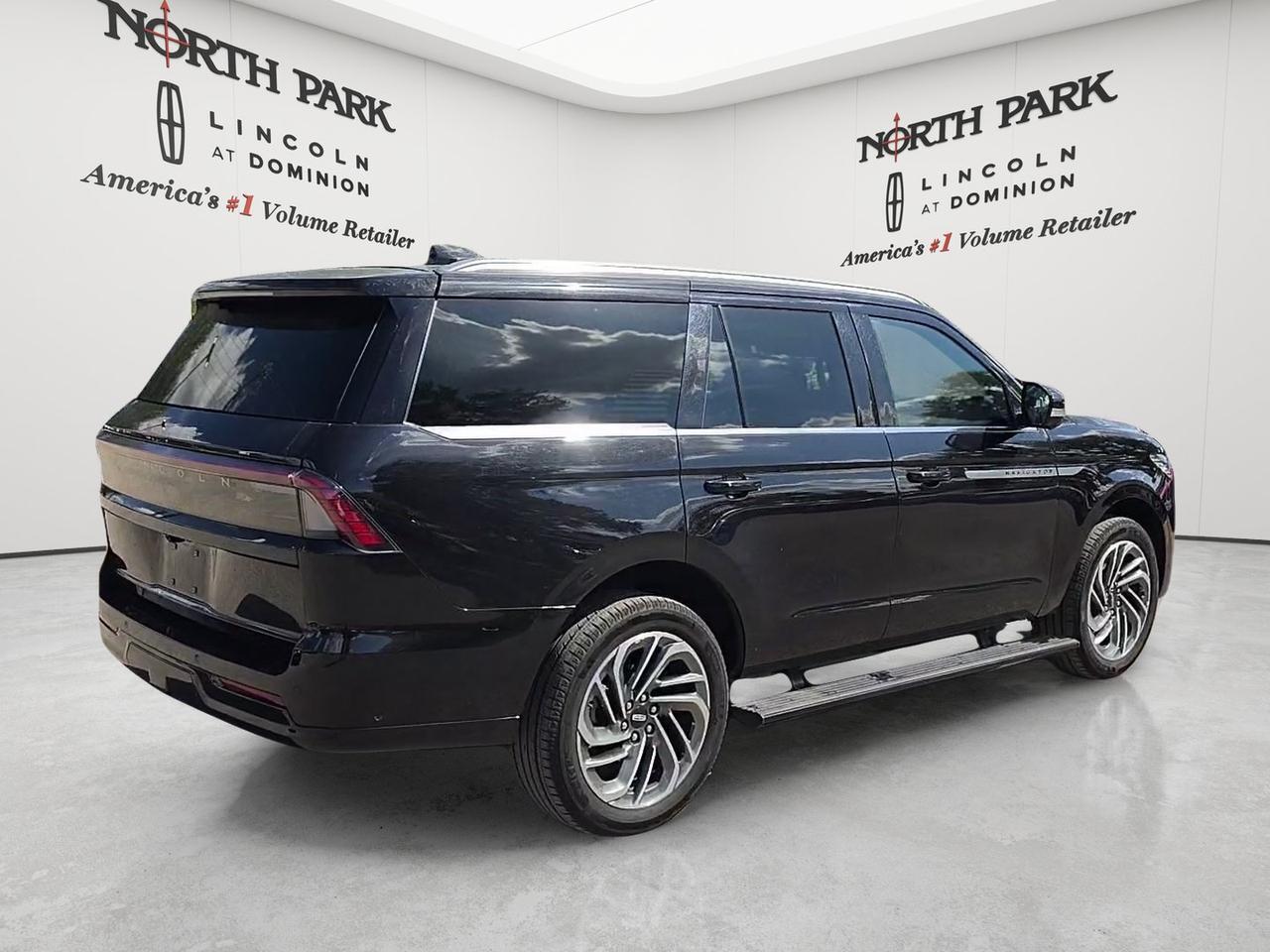 2025 Lincoln Navigator Reserve