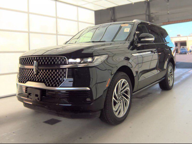2025 Lincoln Navigator