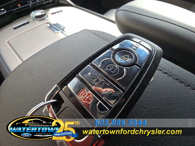 2025 Lincoln Navigator Reserve Watertown SD