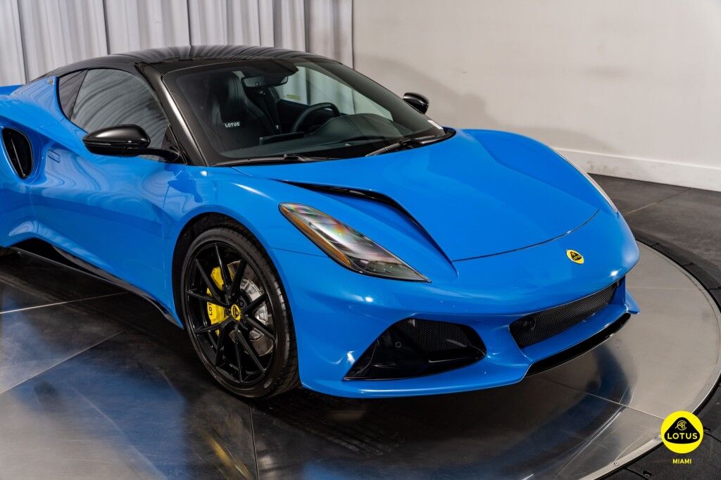 2025 Lotus Emira V6