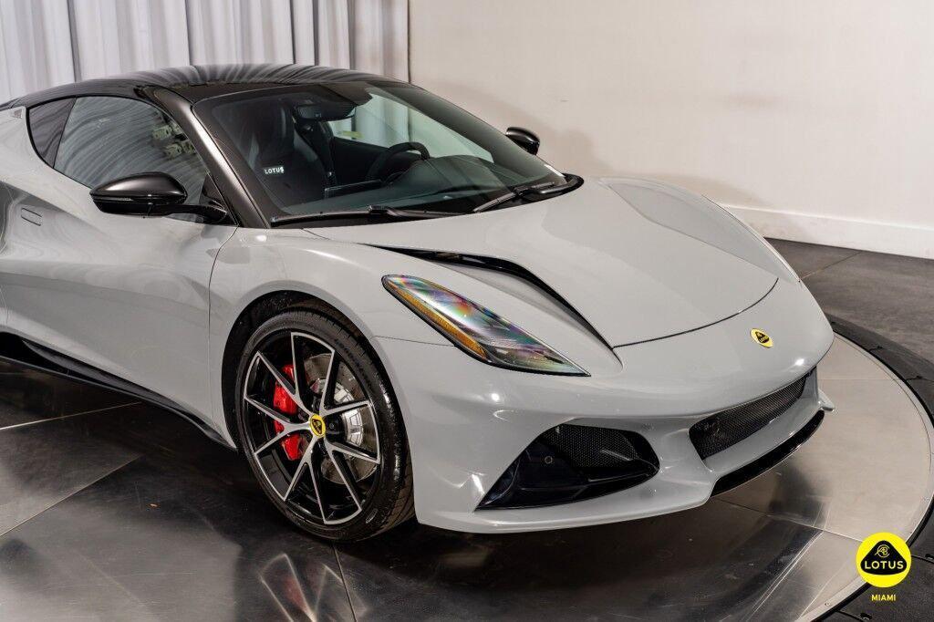 2025 Lotus Emira V6