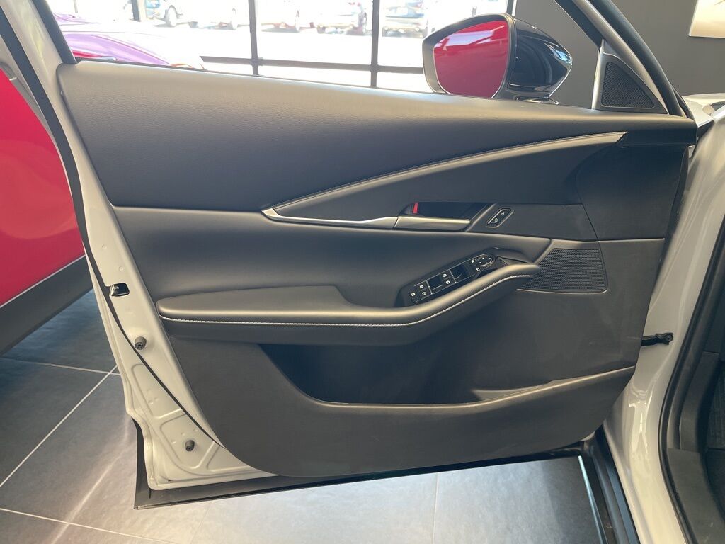 2025 MAZDA CX-30 2.5 S Select Sport Oshkosh WI