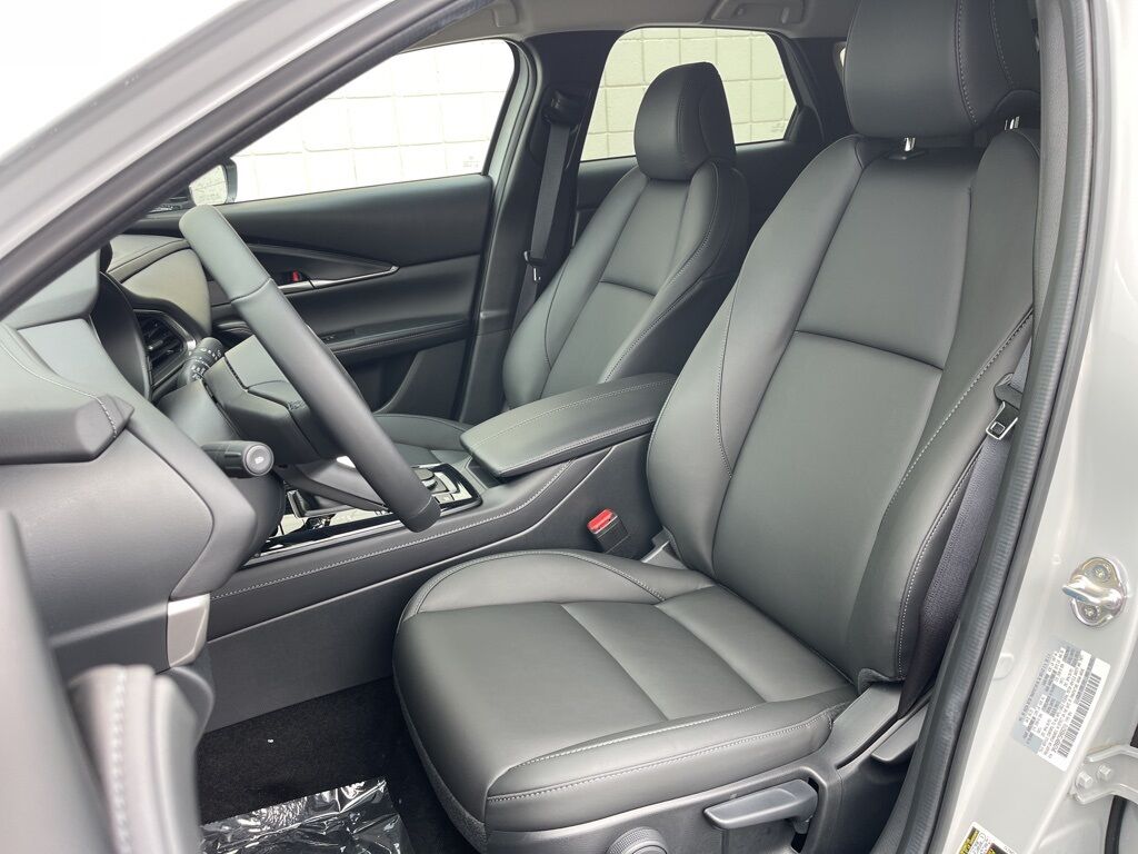 2025 MAZDA CX-30 2.5 S Select Sport Oshkosh WI