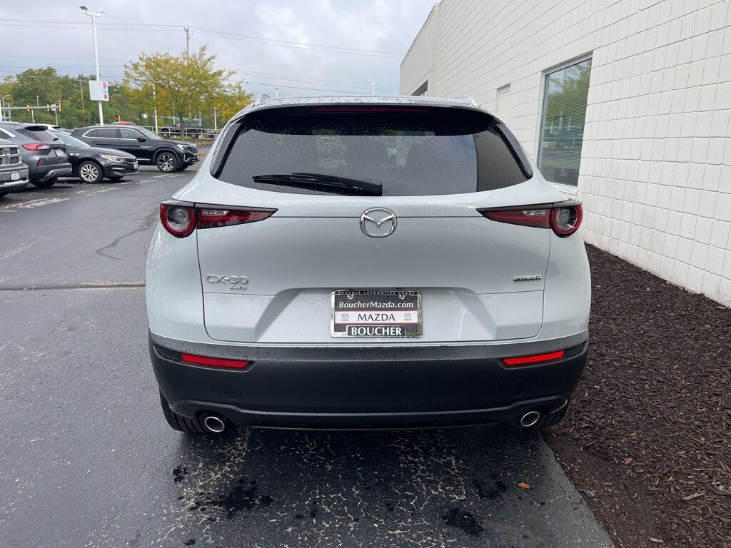 2025 MAZDA CX-30 2.5 S Select Sport Oshkosh WI
