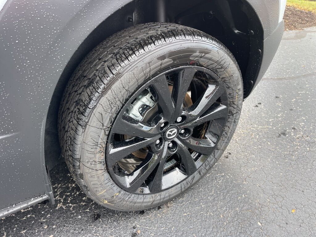 2025 MAZDA CX-30 2.5 S Select Sport Oshkosh WI