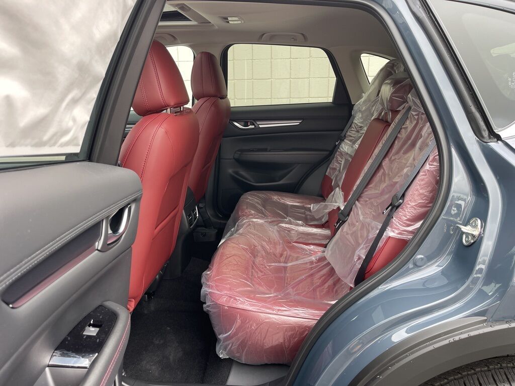 2025 MAZDA CX-5 2.5 S Carbon Edition Oshkosh WI