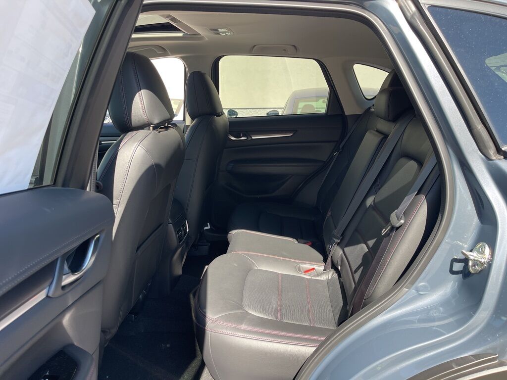 2025 MAZDA CX-5 2.5 S Carbon Edition Oshkosh WI