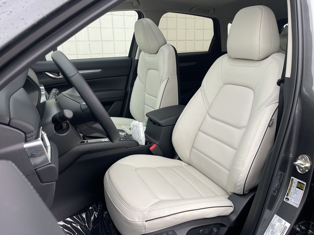 2025 MAZDA CX-5 2.5 S Preferred Package Oshkosh WI 2025 MAZDA CX-5 2.5 S Preferred Package Oshkosh WI