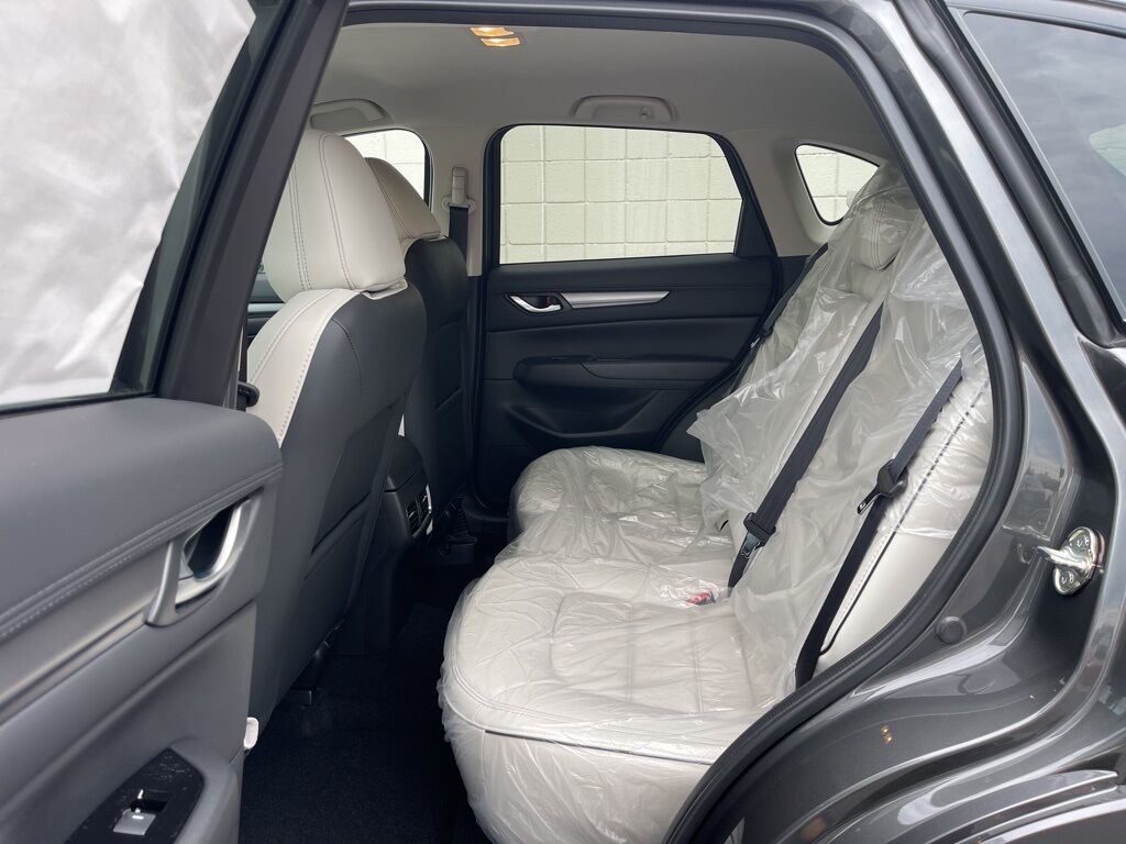 2025 MAZDA CX-5 2.5 S Preferred Package Oshkosh WI