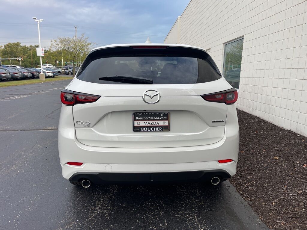 2025 MAZDA CX-5 2.5 S Preferred Package Oshkosh WI
