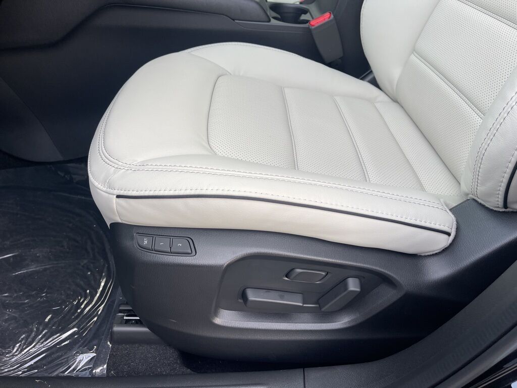 2025 MAZDA CX-5 2.5 S Preferred Package Oshkosh WI 2025 MAZDA CX-5 2.5 S Preferred Package Oshkosh WI