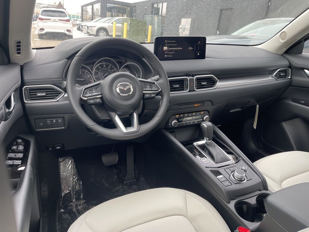 2025 MAZDA CX-5 2.5 S Preferred Package San Clemente CA