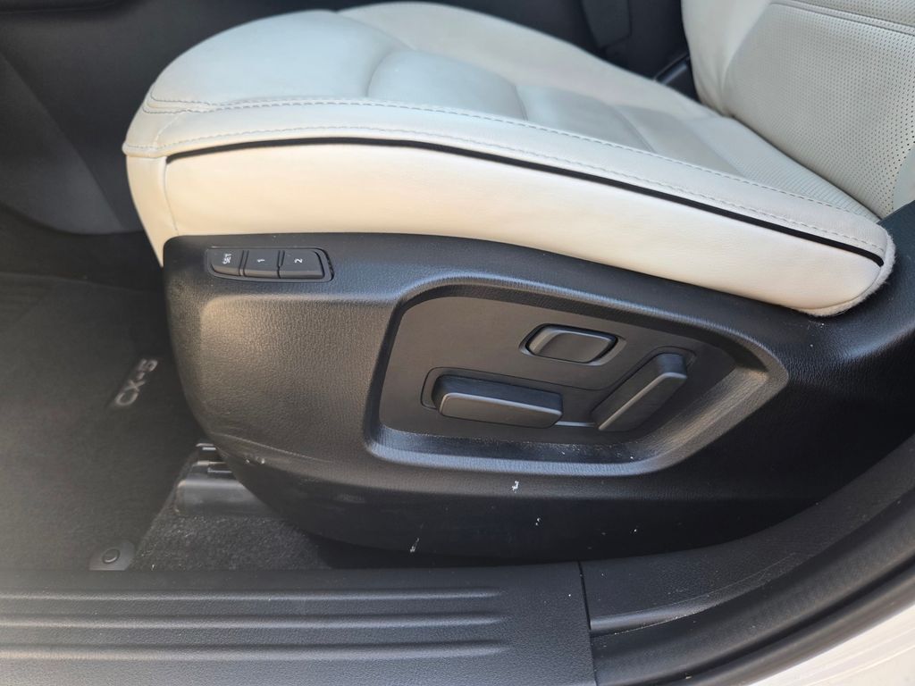 2025 MAZDA CX-5 2.5 S Preferred Package Roseville CA