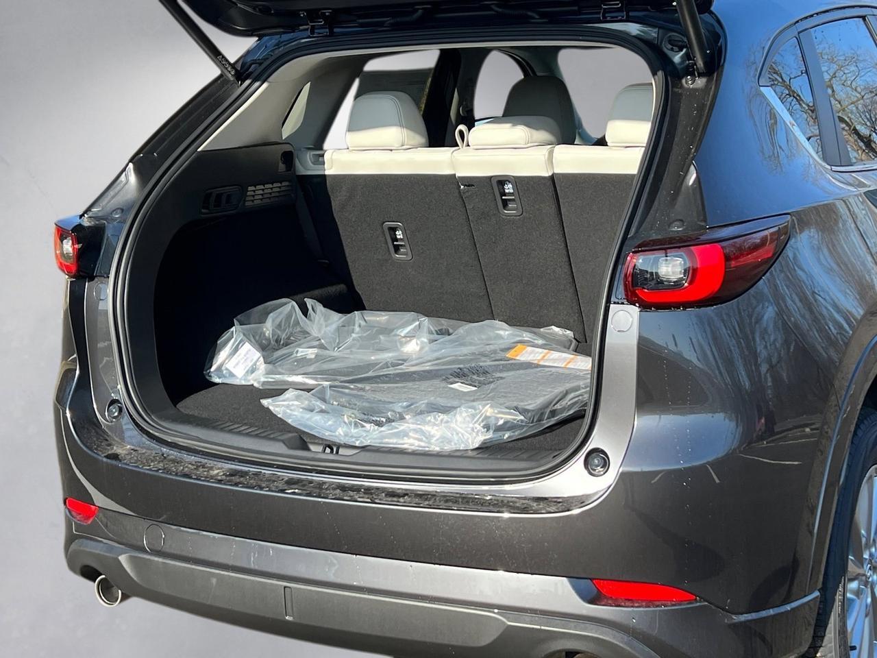 2025 MAZDA CX-5 2.5 S Preferred Package Hagerstown MD