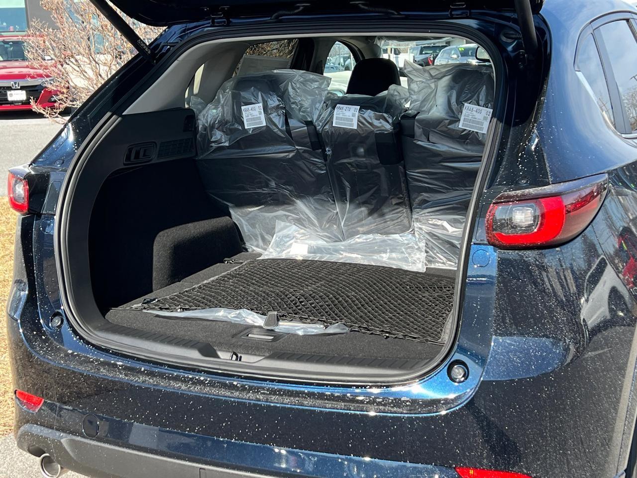 2025 MAZDA CX-5 2.5 S Preferred Package Hagerstown MD