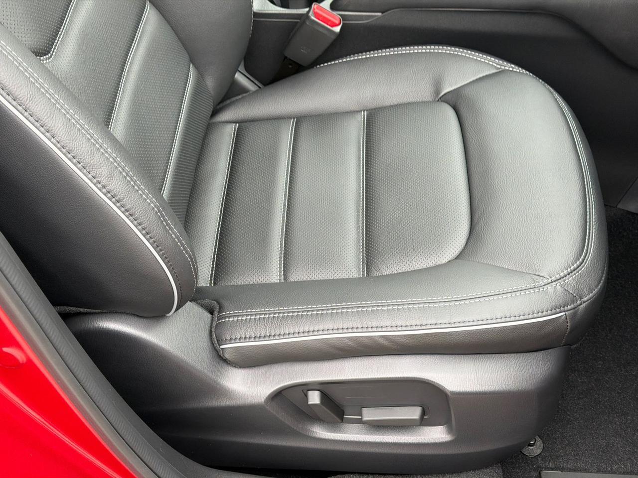 2025 MAZDA CX-5 2.5 S Preferred Package Hagerstown MD