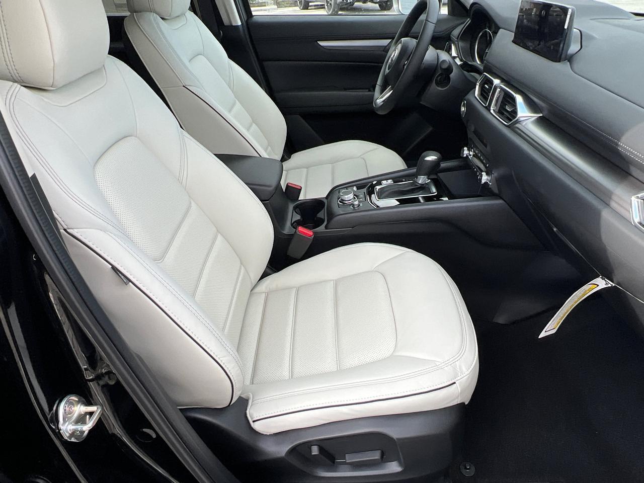 2025 MAZDA CX-5 2.5 S Preferred Package Hagerstown MD