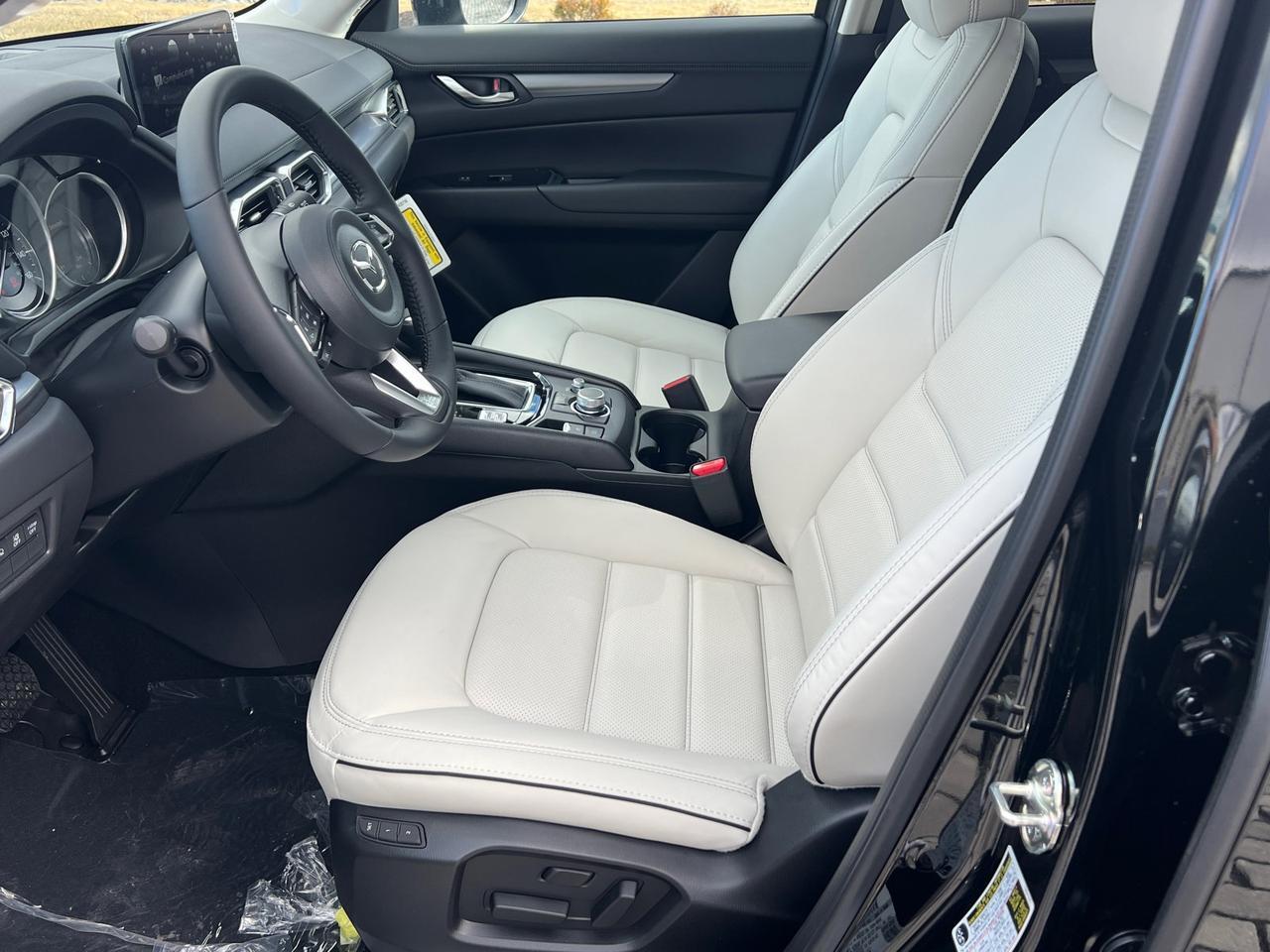 2025 MAZDA CX-5 2.5 S Preferred Package Hagerstown MD