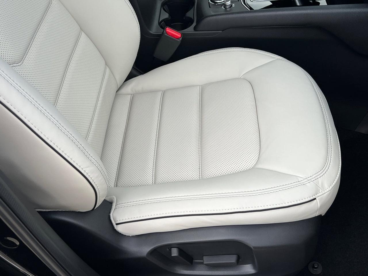 2025 MAZDA CX-5 2.5 S Preferred Package Hagerstown MD